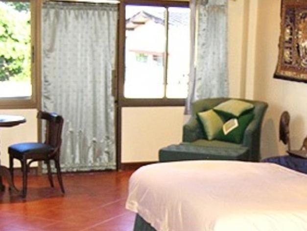 Hotel The Irish Clock Udon Thani Esterno foto